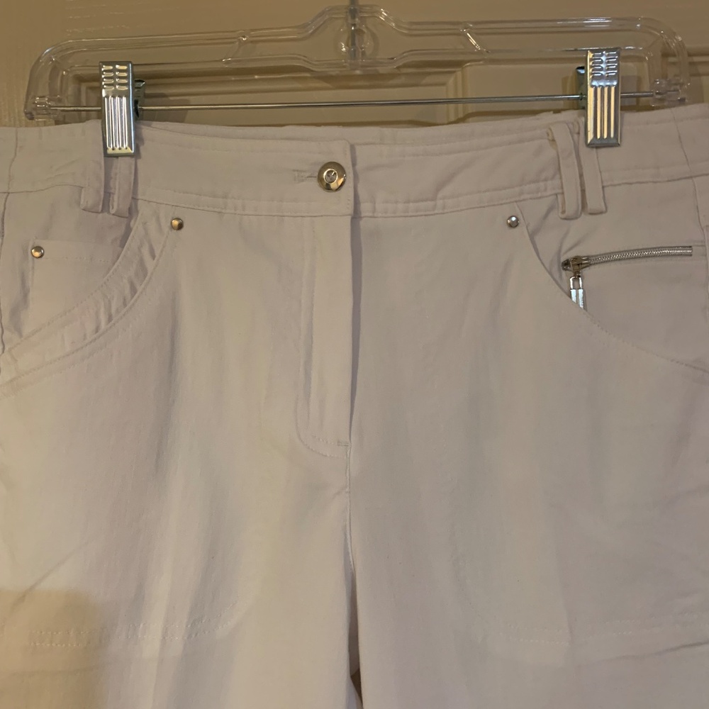 Jamie Sadock White Golf 22 inch Capri Shorts sz 6 - Picture 2 of 7